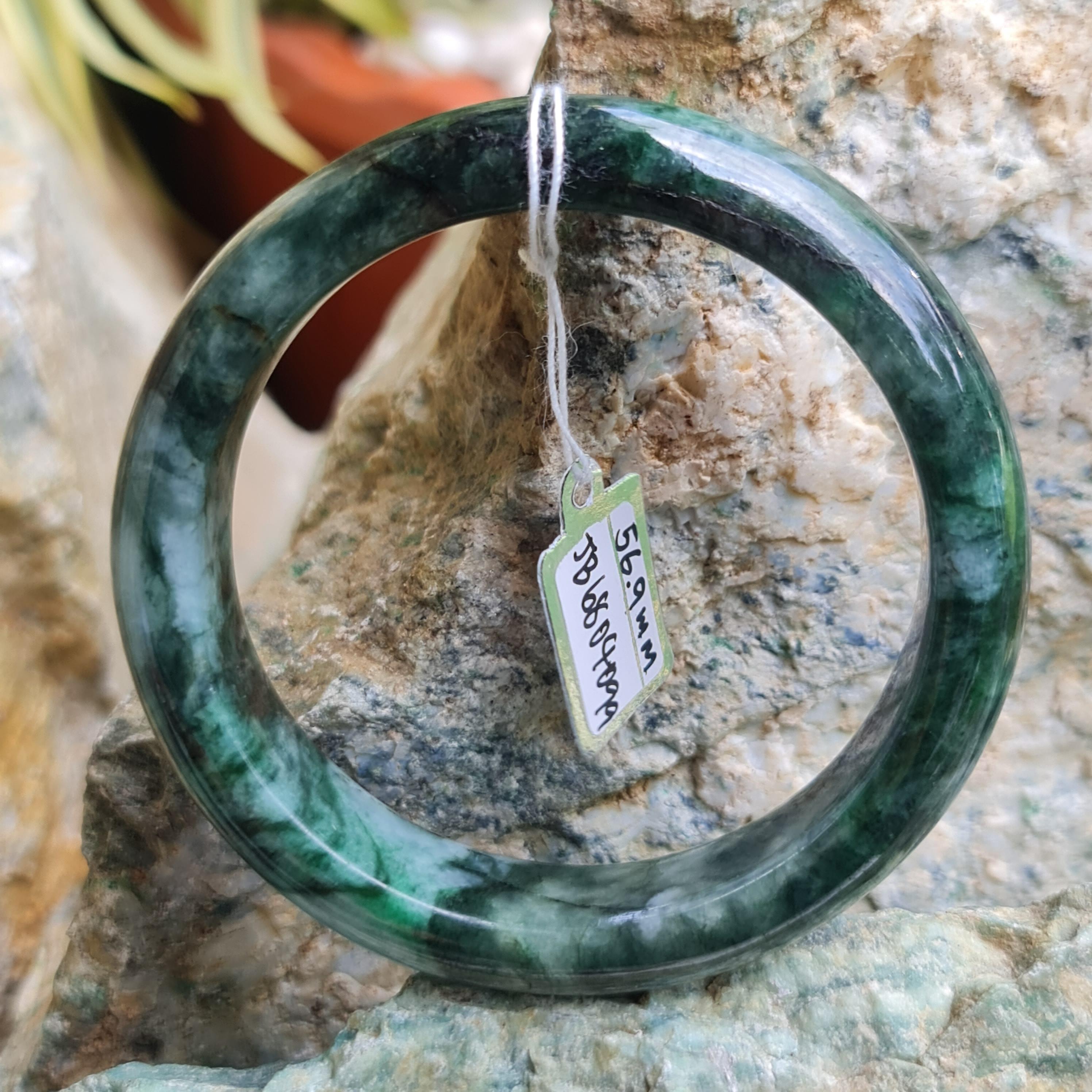 JB6804099 หยก พม่า แท้ Jade กำไลหยก 56.9 มม. (Jadeite bracelet) พม่า (Myanmar)