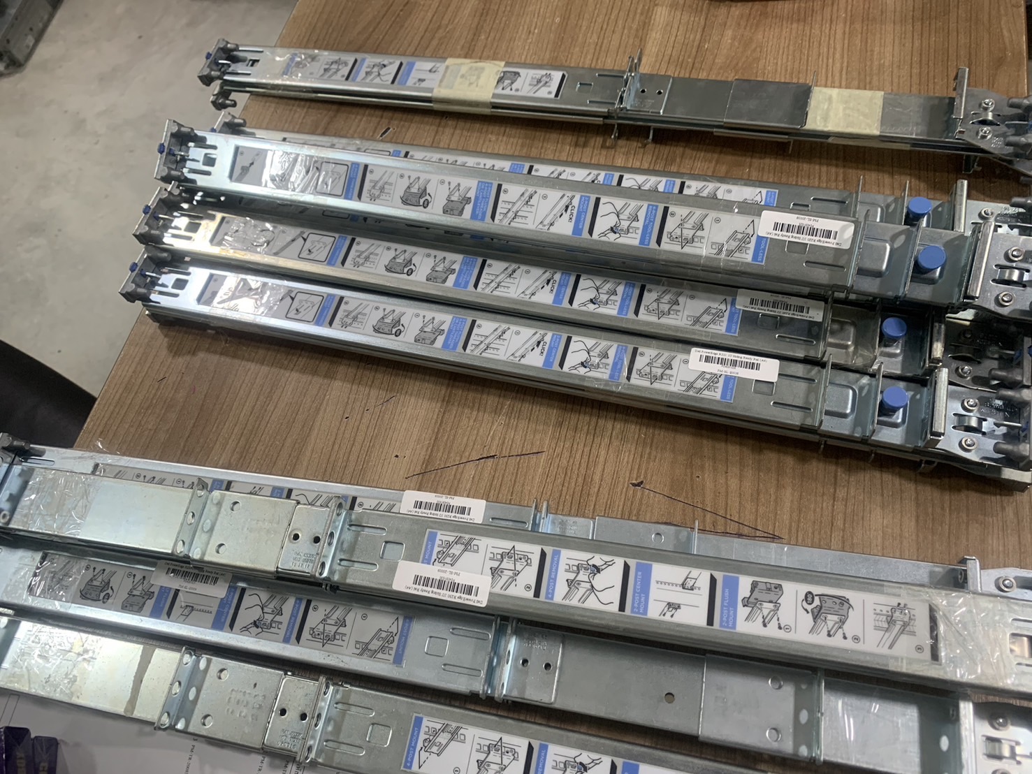 Dell PowerEdge R220 1U Sliding Ready Rail (A6) R210/R210 II R220 DX6000G. มี 130 คู่