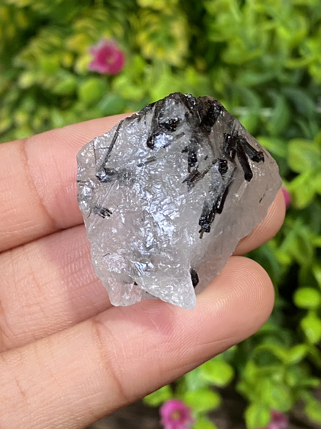 ก้อน ไหมดำ ควอตซ์ แก้วขนเหล็ก Black Rutilated Quartz Rough 72.79 กะรัต Cts. พลอยแท้ อัญมณีมงคลประจําวันเกิด เครื่องประดับพลอย