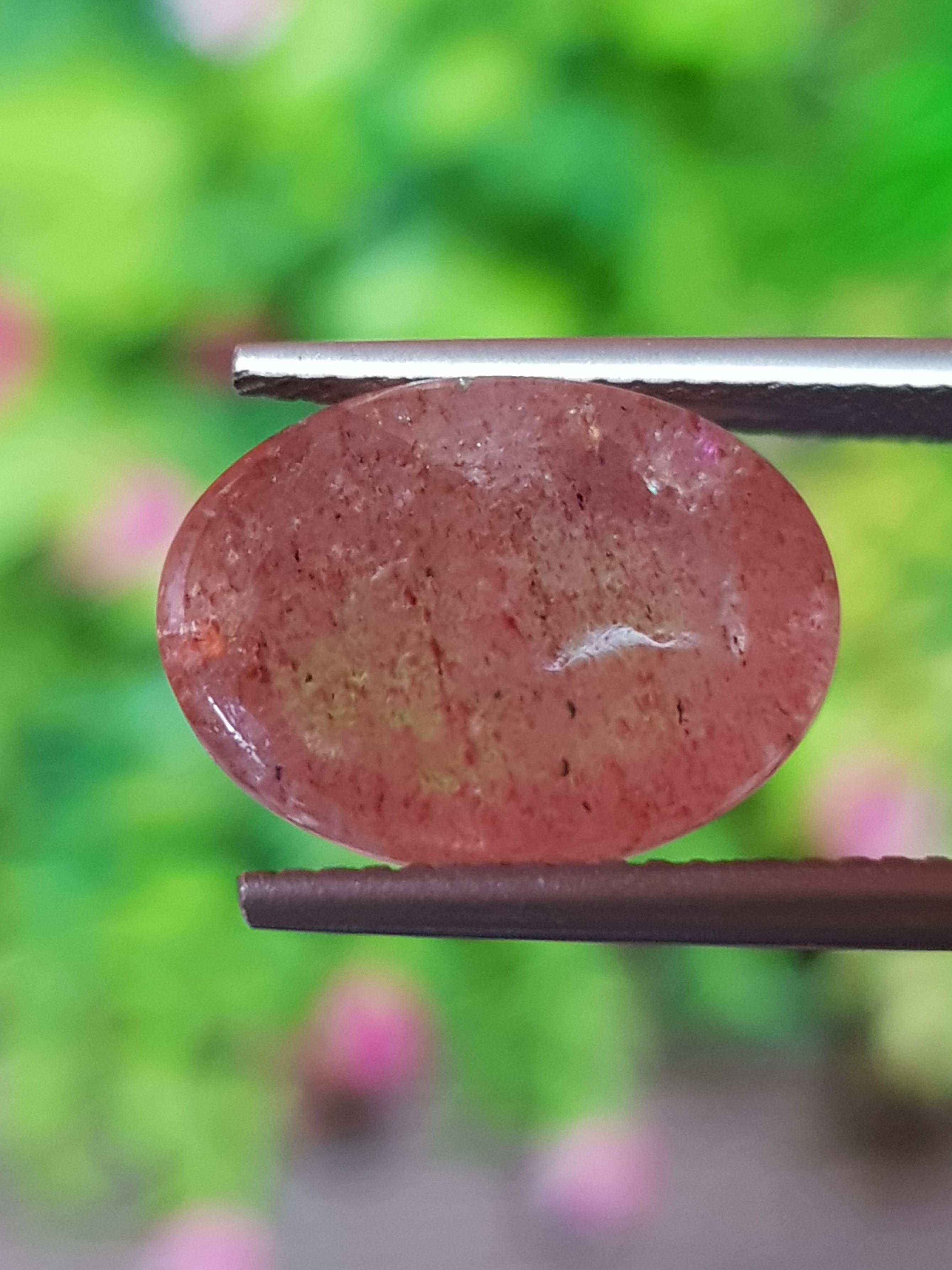 พลอย สตอเบอรี่ ควอตซ์ Strawberry Quartz 7.32 กะรัต (Cts.) พลอยแท้ อัญมณีมงคลประจําวันเกิด เครื่องประดับพลอย