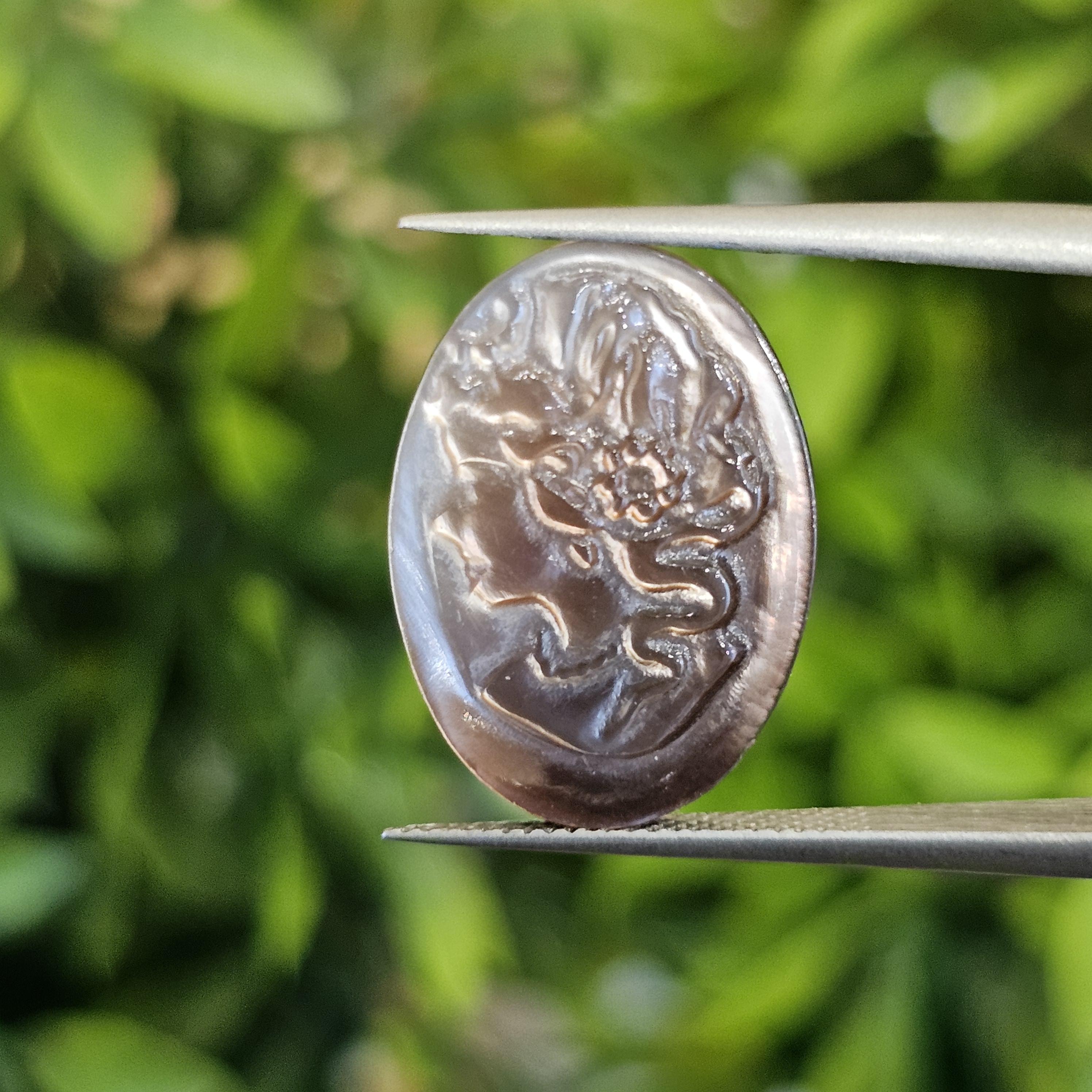 เปลือกหอยมุก แกะสลัก Pearl Shell Carved 3.72 กะรัต (Cts.)