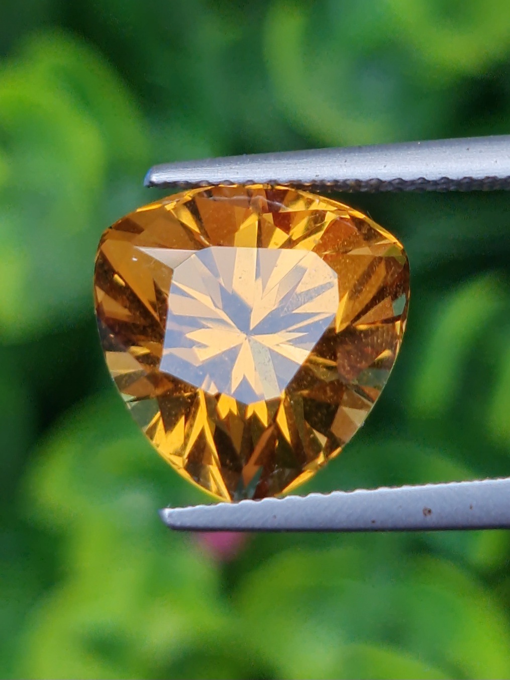 พลอย ซิทริน Citrine 6.94 กะรัต (Cts.) พลอยแท้ อัญมณีมงคลประจําวันเกิด เครื่องประดับพลอย