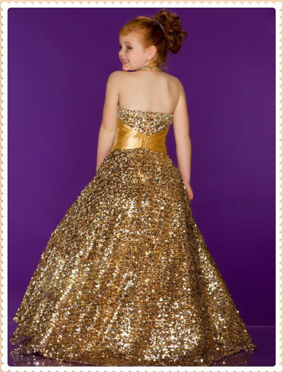 Pre-Order ชุดราตรีเด็ก สไตล์เจ้าหญิง ชุดแฟนซี ปักเลื่อม คล้องคอ แต่งเพชรที่เอว สีทอง