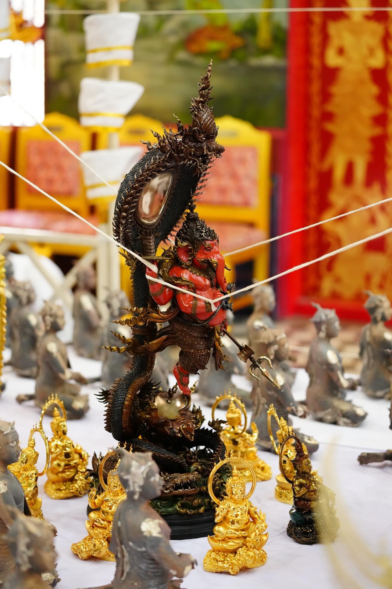 🕉️ พระพิฆเนศ รุ่น มหาปรมาตมันคณปติ เนื้อบรอนซ์นอก Duotone พระคเณศลงสีเซรามิคแดง นาคลงสีเซรามิคเขียว ความสูง 30 ซม.