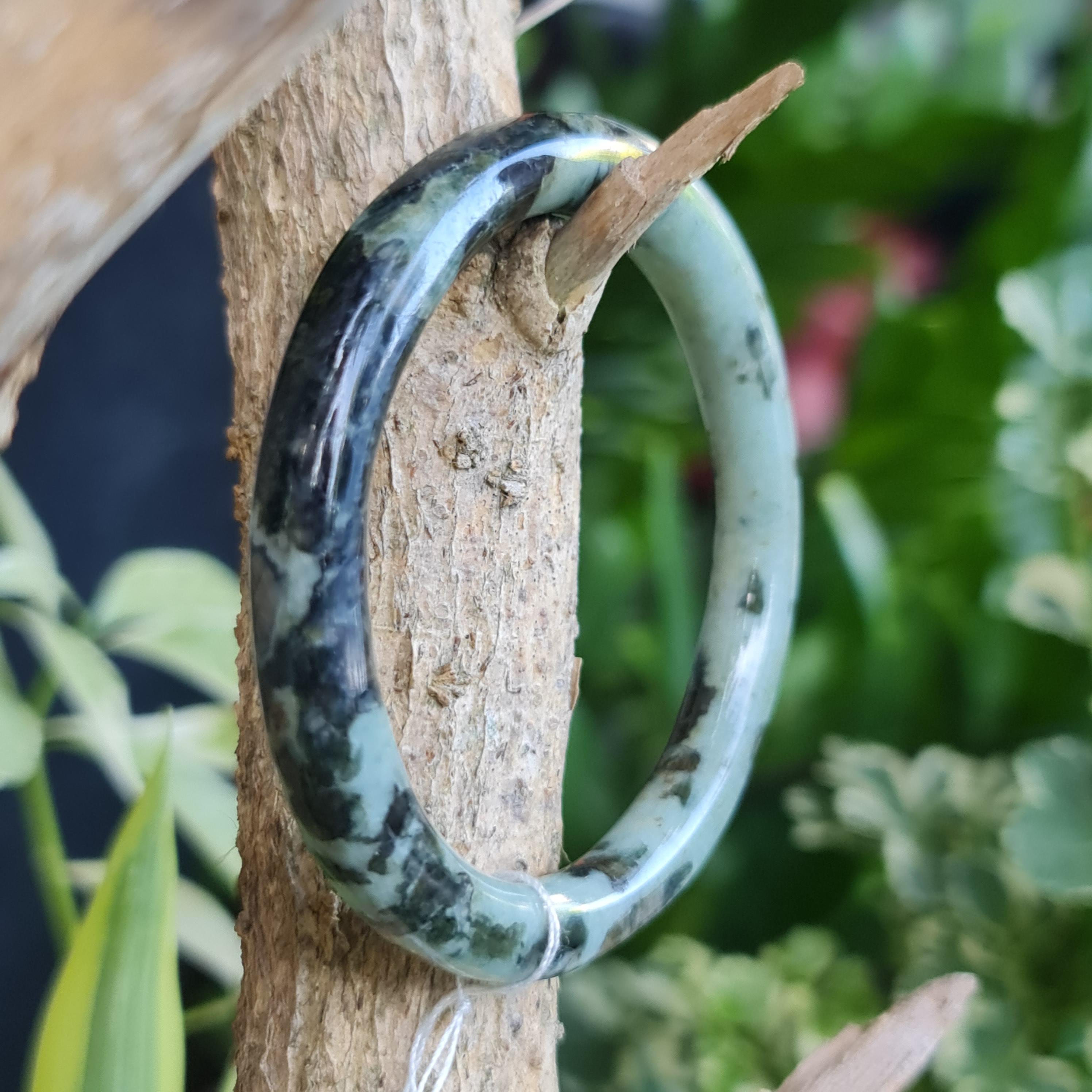 JB6711180 หยก พม่า แท้ Jade กำไลหยก 50.4 มม. (Jadeite bracelet) พม่า (Myanmar)