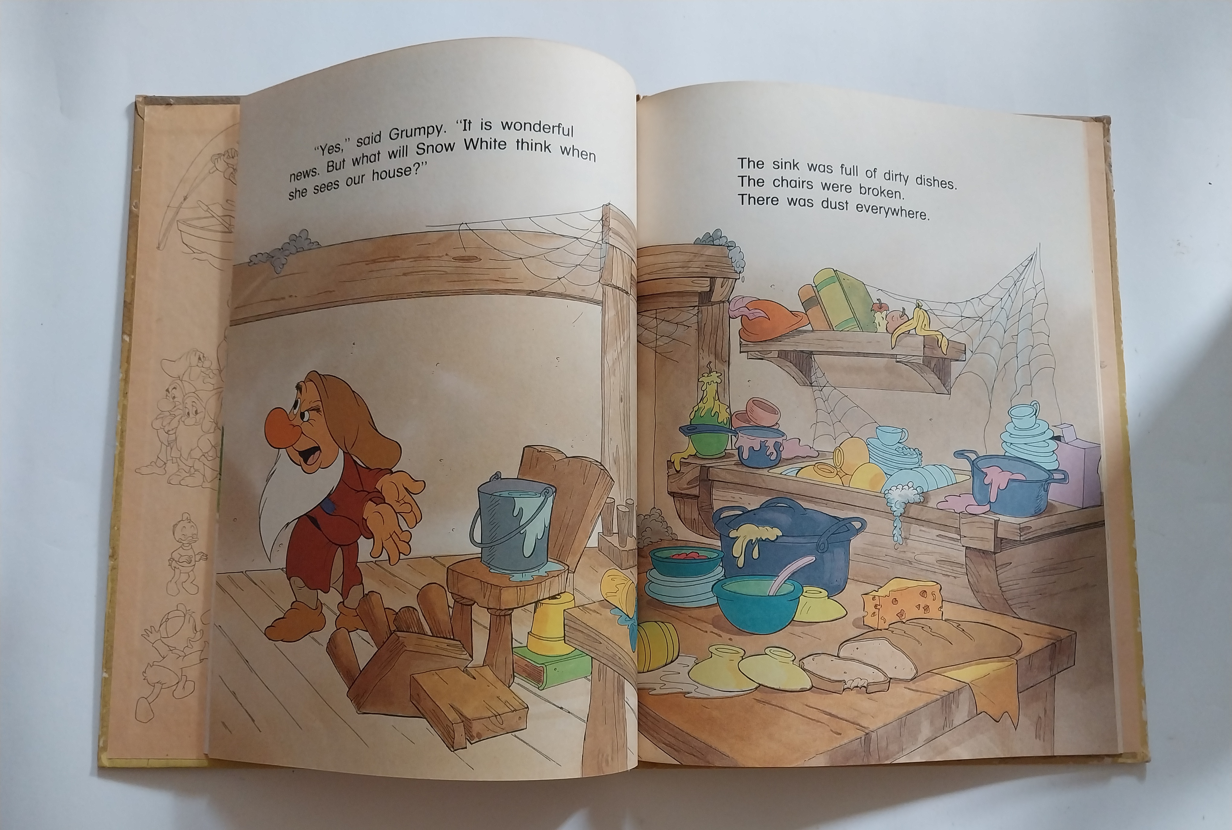 หนังสือนิทานเก่าจาก Walt's Disney ฉบับภาษาอังกฤษ สโนว์ไวท์, Welcome Back Snow White,A Walt Disney Beginning Reader ,A Bantam Book