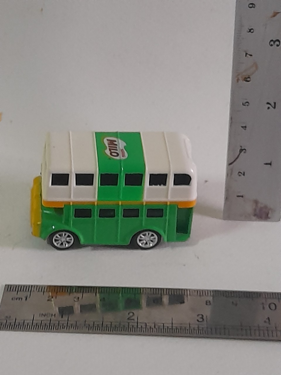 มีหลายภาพ โมเดลรถโรงเรียนไมโล ขนาดประมาณ5 ซม.