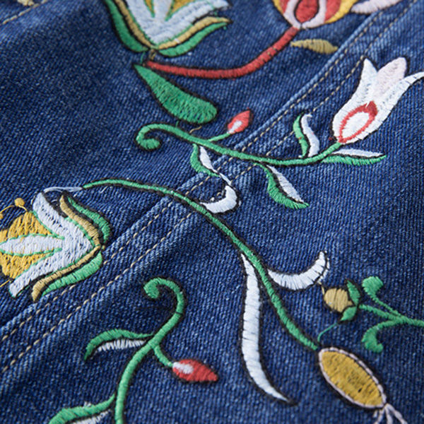 กระโปรงกางเกงยีนส์ฟอกนิ่ม แต่งปักลายดอกไม้วินเทจ (12181X)
