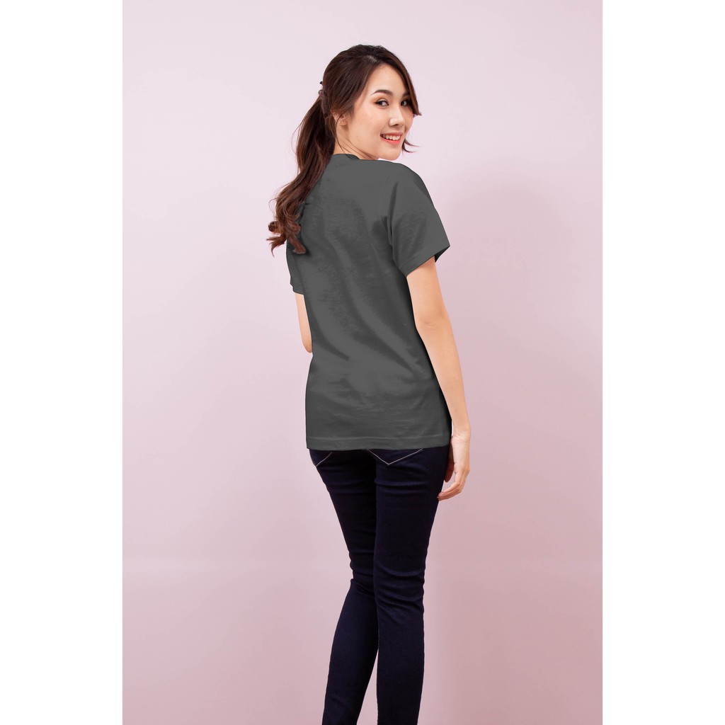 เสื้อยืด OV102 คอวี ผ้าCotton100% 32 เนื้อนุ่ม ใส่สบาย สีเทาเข้ม