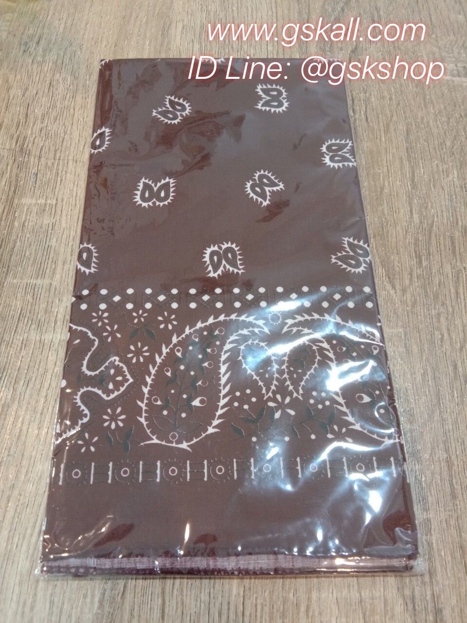 ผ้าเช็ดหน้าหลากสี ลวดลายทันสมัย น่ารักมากมาย