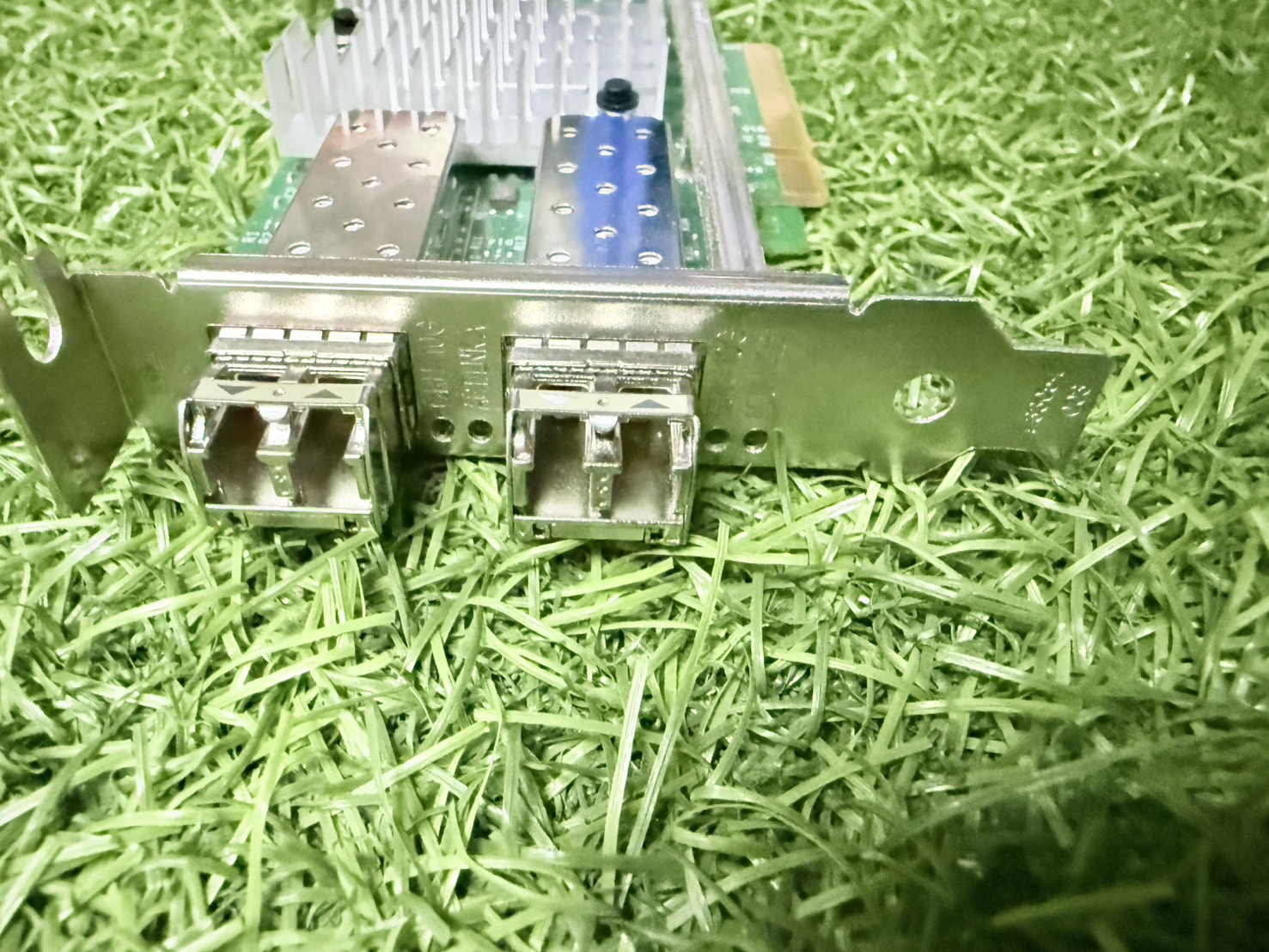 สำหรับ Server Intel Ethernet Converged Network Adapter X520-SR2 การ์ดเครือข่าย (Network Adapter / NIC) แบบ 10GbE มี 4 ใบ