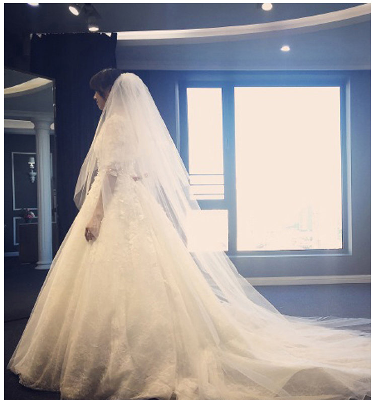 ชุดแต่งงาน แขนสี่ส่วน หางยาว