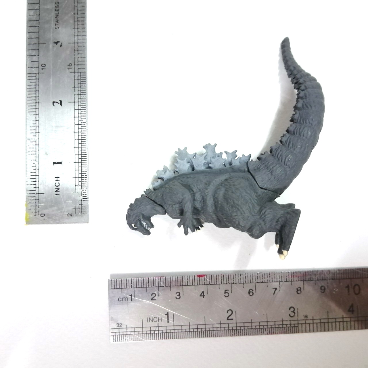 กาชาปอง ขนาดตามรูป ก๊อตซิลล่า สภาพดีไม่กาว มีรอยบ้าง