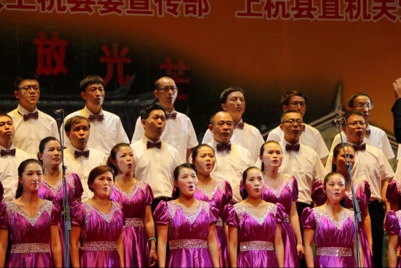 Pre-order ชุดราตรียาว แขนตุ๊กตา ผ้าซาติน ปักเลื่อม สวยหรู ซิปหลัง มีไซส์ใหญ่