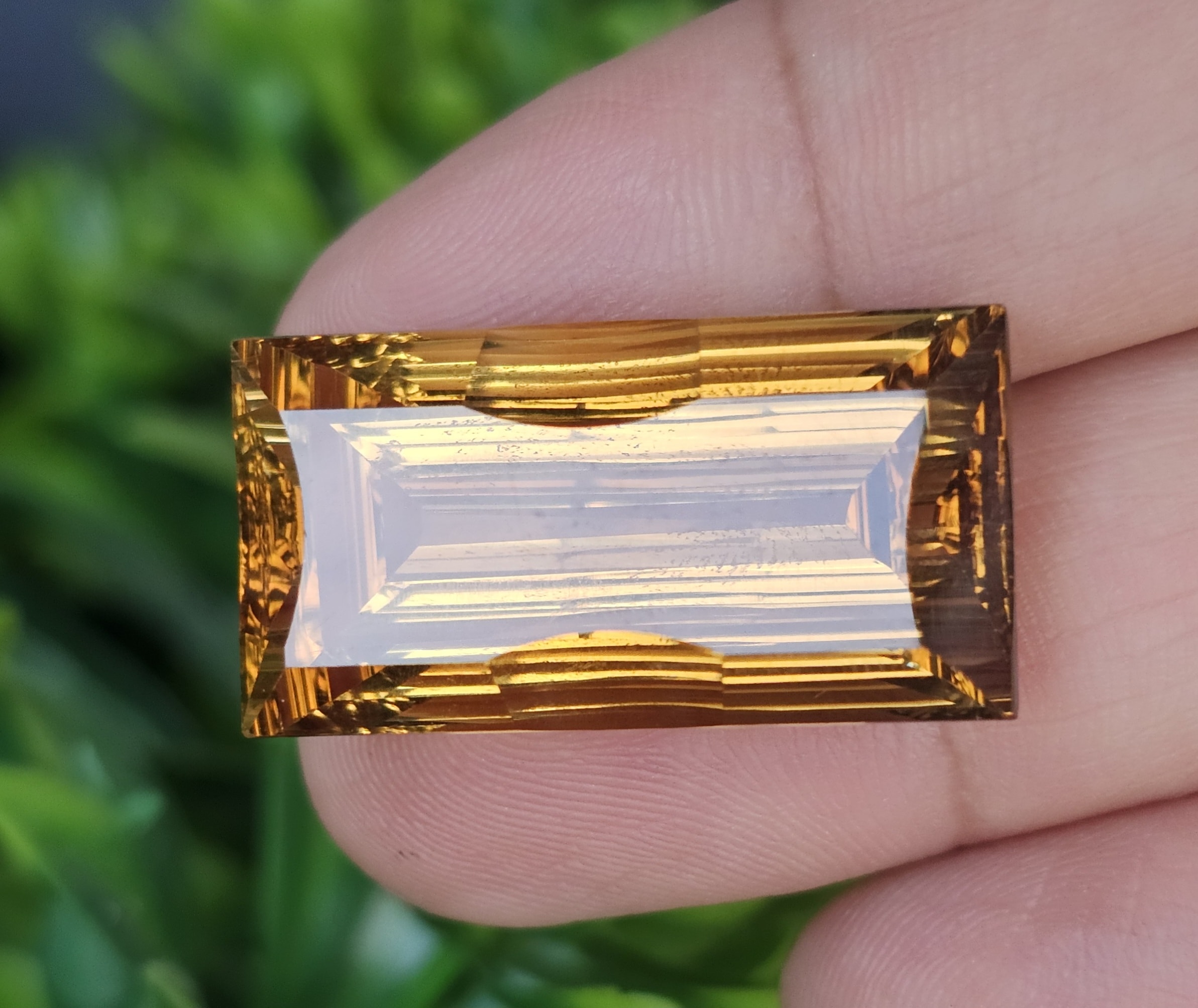พลอย ซิทริน Citrine 31.25 กะรัต (Cts.) พลอยแท้ อัญมณีมงคลประจําวันเกิด เครื่องประดับพลอย