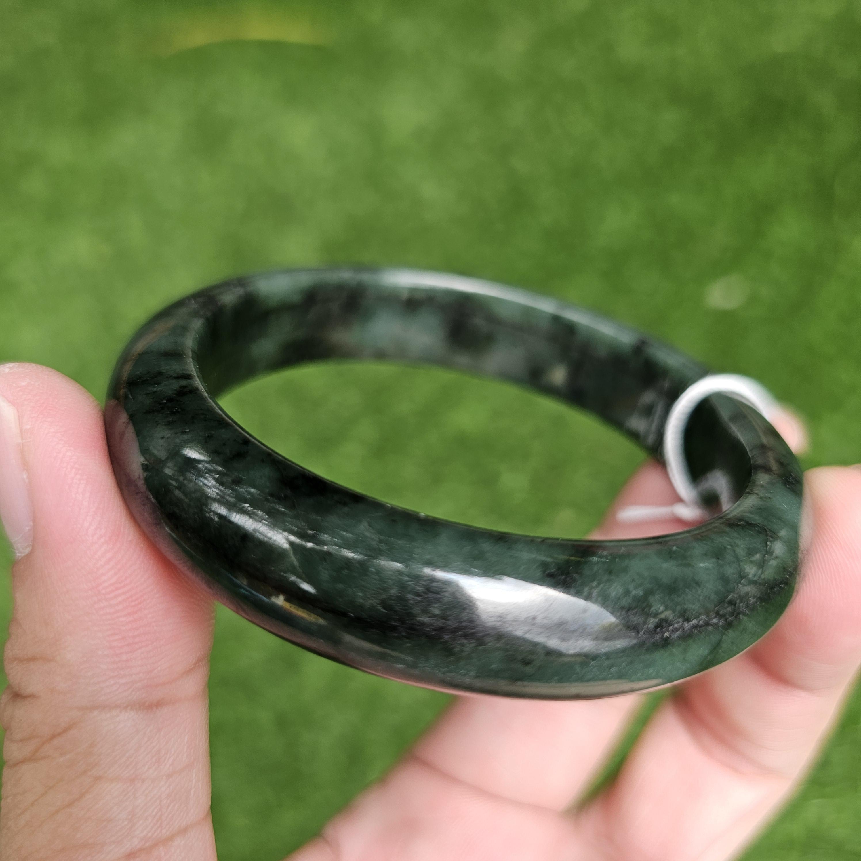 JB6804065 หยก พม่า แท้ Jade กำไลหยก 62.3 มม. (Jadeite bracelet) พม่า (Myanmar)