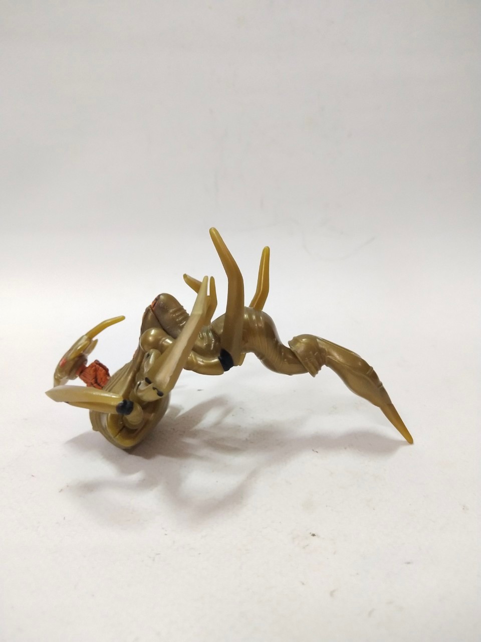 ฟิกเกอร์พลาสติก/ยางตัน เอเลียนซ์ ควีนส์ เบ็นเท็น (Alien queen ben10 ) มือสองสภาพดี ขนาดตามรูป