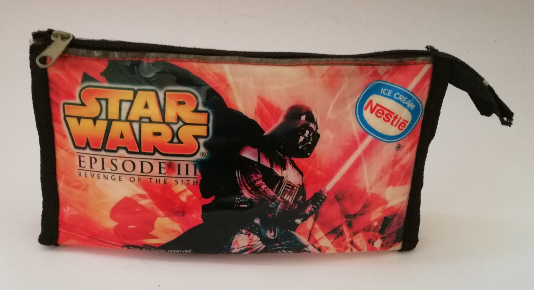 ของสะสมสตาร์ วอส์ (Star Wars) Episode III, Revenge of the Sith กระเป๋าพลาสติกใส, ขอบและซิปดำ ลายดาร์ธ เวเดอร์(Darth Vader) ไอศครีมเนสเล่