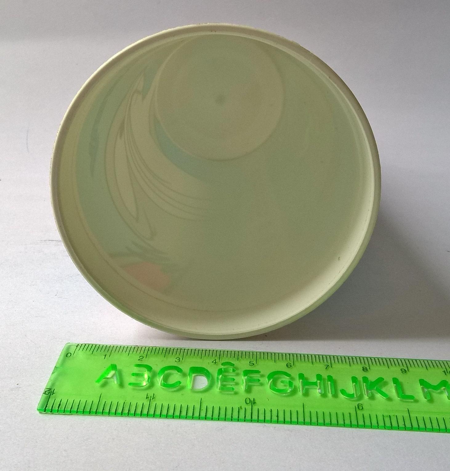 แก้วน้ำพลาสติกสีขาวฟ้า งานเก่า พิมพ์ลาย บั๊ก บันนี่ Bug Bunny ,Loony Toon ของสะสมจาก 7-11 ของเก่า โปรดตรวจสอบทุกภาพ