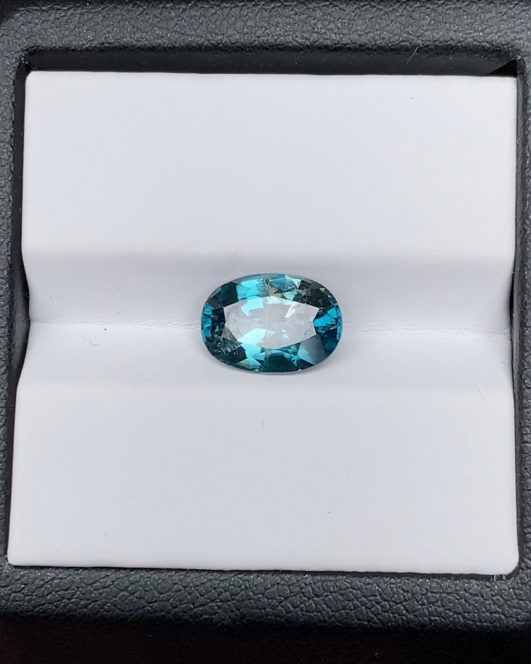 พลอย เพทาย Natural Zircon 3.63 กะรัต (Cts.) พลอยแท้ อัญมณีมงคลประจําวันเกิด เครื่องประดับพลอย