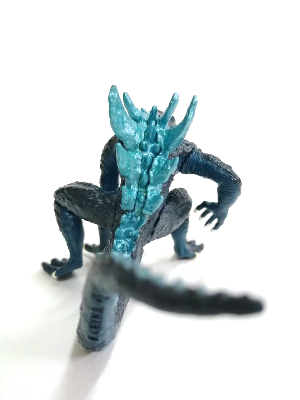 ขนาด 3 นิ้ว กาชาปอง ซิลล่าภาค american godzilla ค่อนข้างหายาก มือสองสภาพดี ขายตามสภาพ