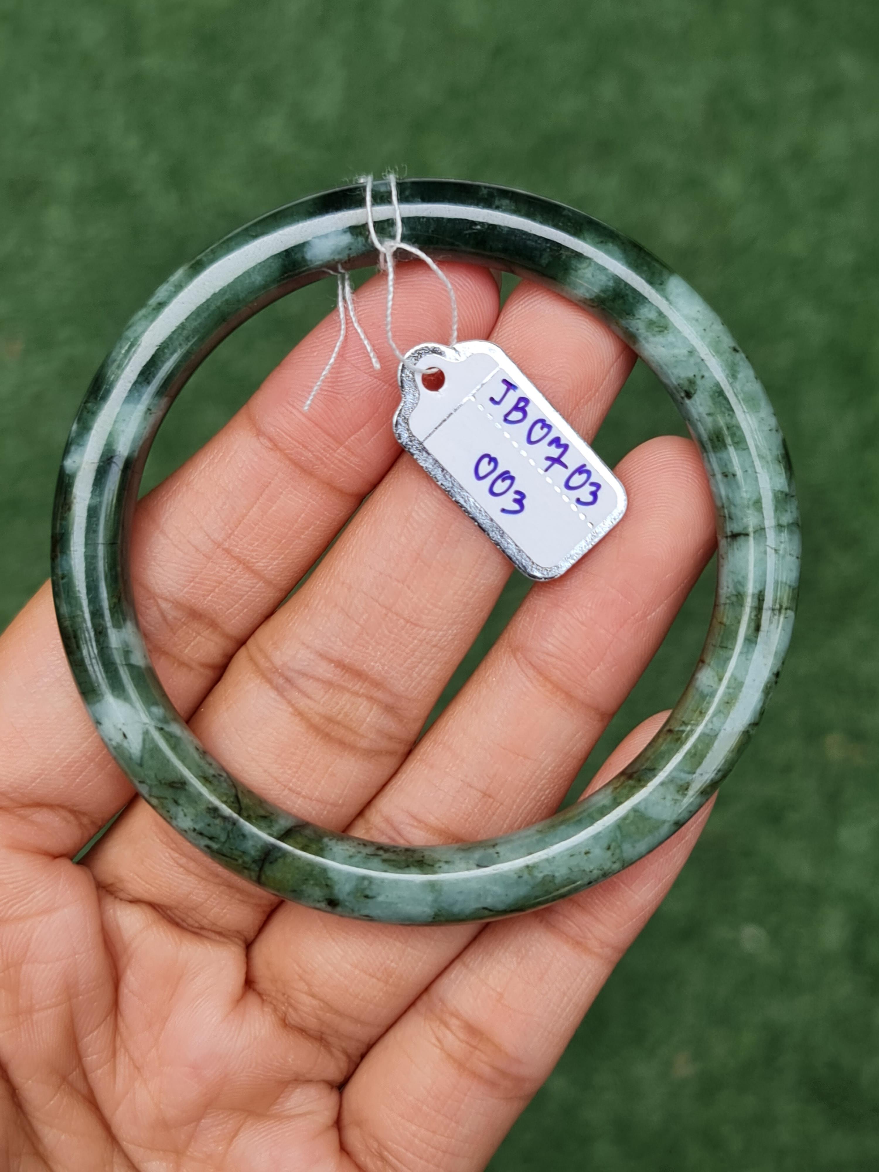 JB0703-003 หยก พม่า แท้ Jade กำไลหยก (Jadeite bracelet) พม่า (Myanmar) 56.5 มม.