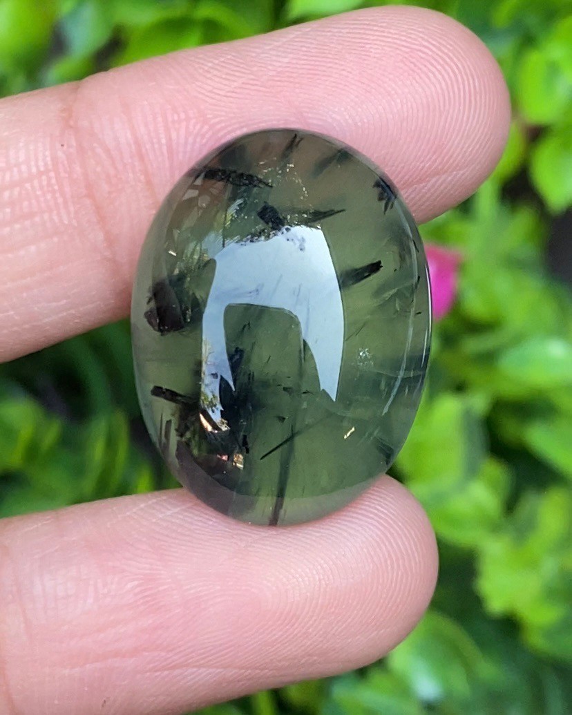 ไหมดำ พรีไนท์ Prehnite with Black tourmaline 30.0 กะรัต Cts. พลอยแท้ อัญมณีมงคลประจําวันเกิด เครื่องประดับพลอย