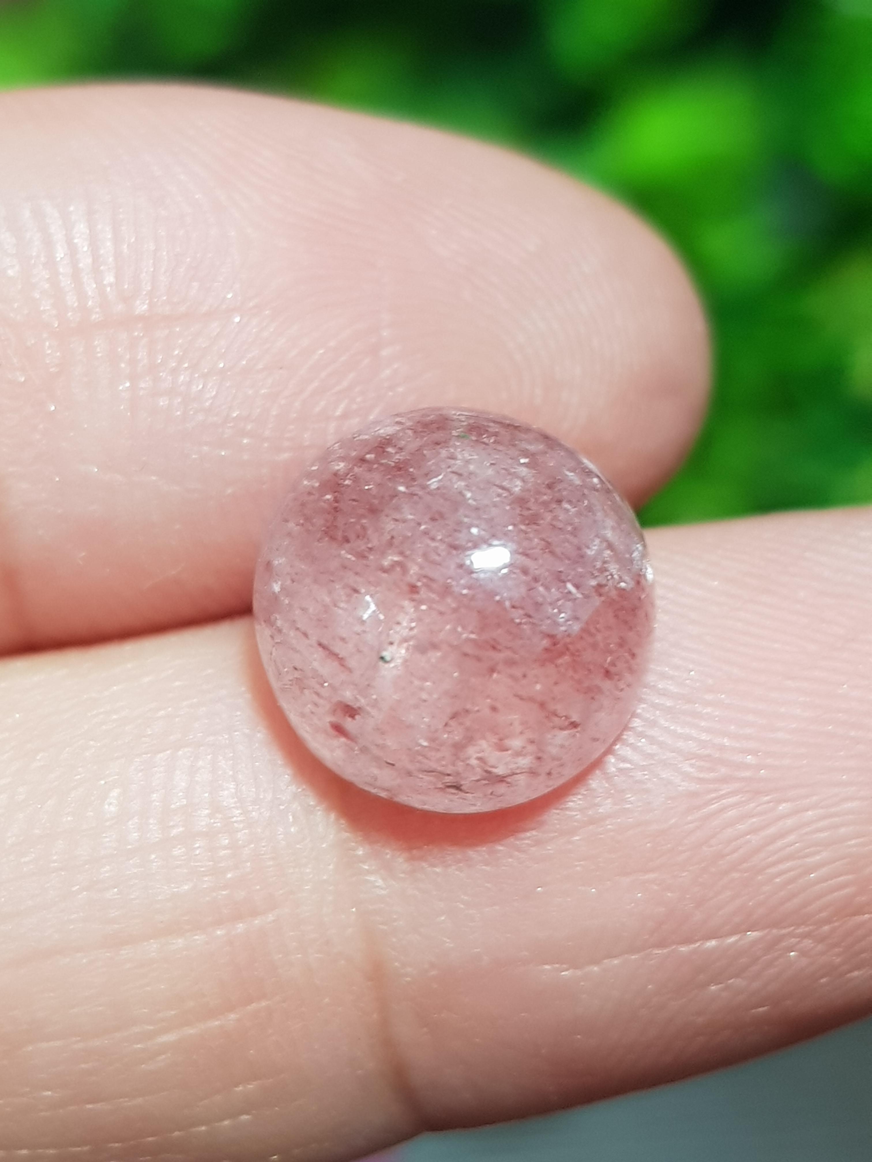 พลอย สตอเบอรี่ ควอตซ์ Strawberry Quartz 6.45 กะรัต (Cts.) พลอยแท้ อัญมณีมงคลประจําวันเกิด เครื่องประดับพลอย