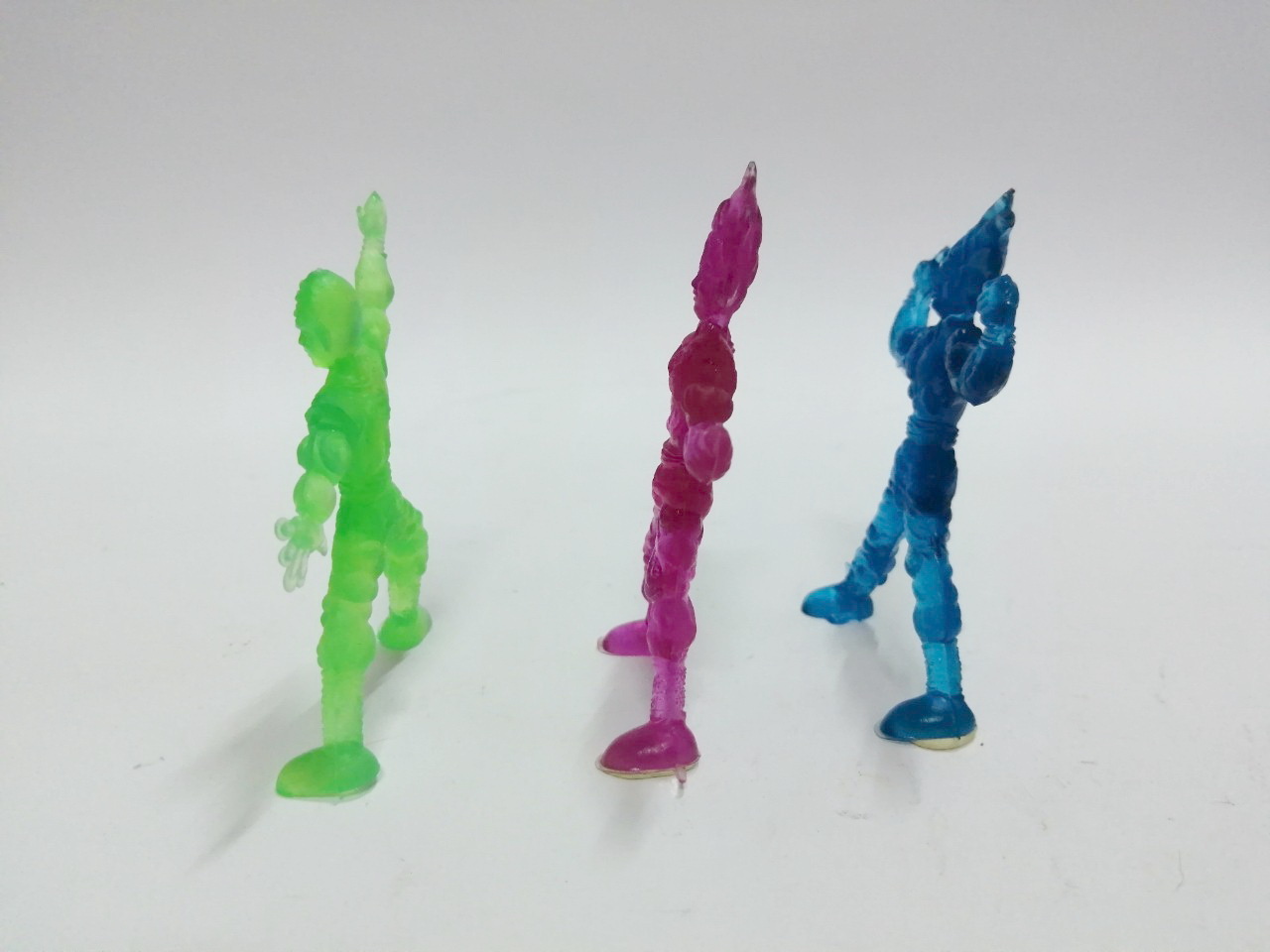 ตุ๊กตุ่นยาง ดราก้อนบอล เทนชินฮัน(เขียว) โกคู(ม่วง) โกคูซุปเปอร์ไซยา(ฟ้า)