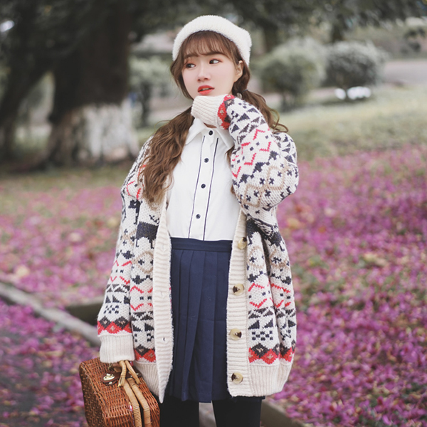 CARDIGAN เสื้อคลุมไหมพรมคอวี ผ้าหนานุ่มถักลายวินเทจ (12271B)