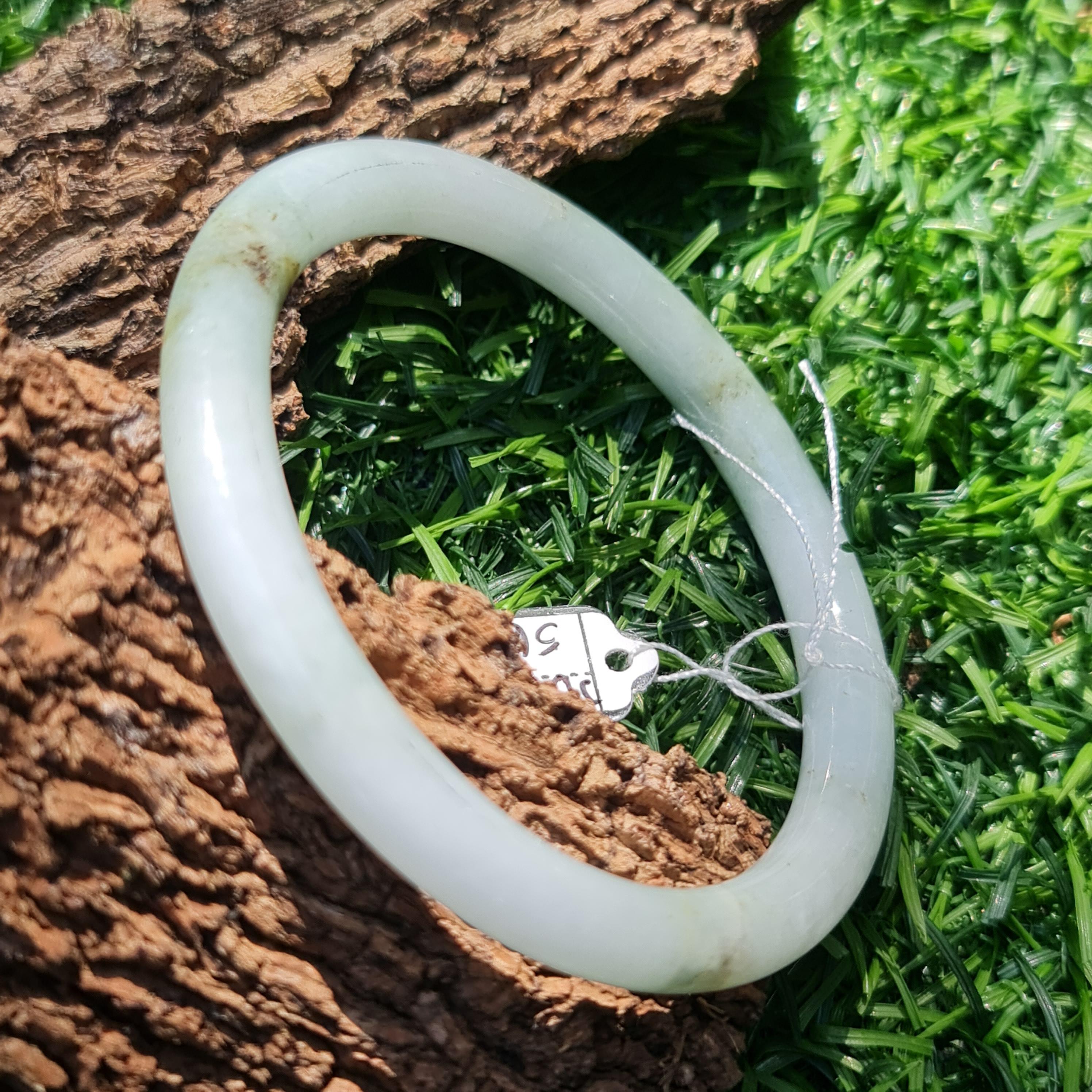 JB6711069 หยก พม่า แท้ Jade กำไลหยก 56.5 มม. (Jadeite bracelet) พม่า (Myanmar)