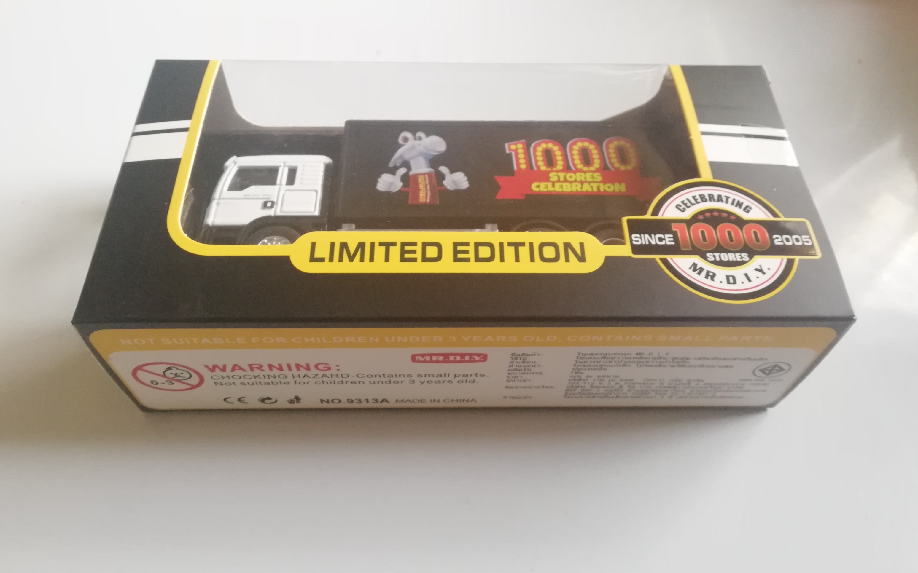 มีหลายภาพ รถบรรทุก ฉลองครบรอบ 1000 สาขา MR.DIY ลิมิตเต็ดเอ็ดดิชั่น