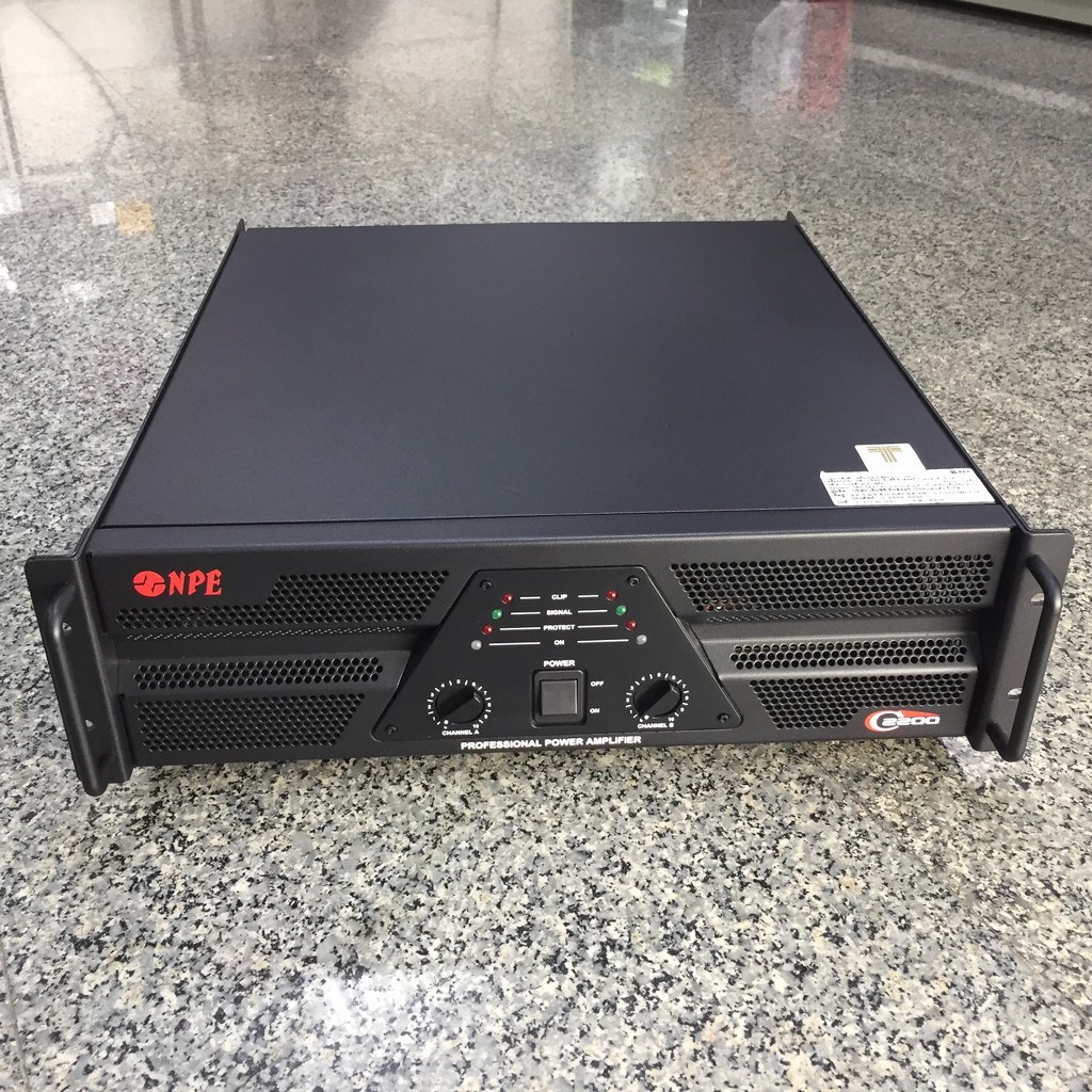 NPE C-2200 เพาเวอร์แอมป์