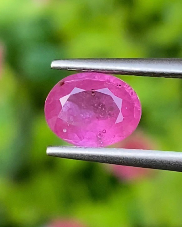 พลอย ชมพู พิ้ง แซฟไฟร์ Pink Sapphire 1.10 กะรัต พลอยแท้ อัญมณีมงคลประจําวันเกิด เครื่องประดับพลอย