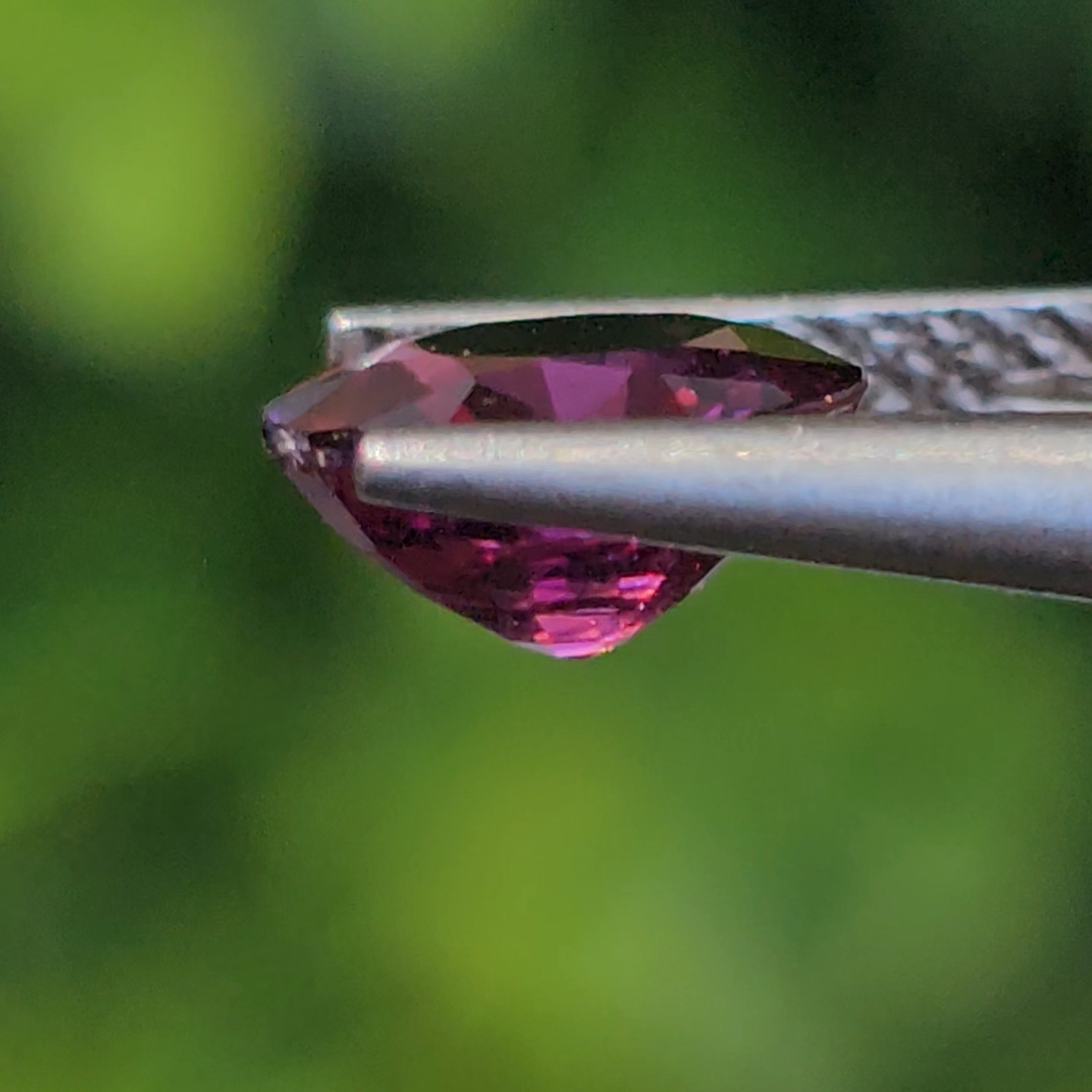 พลอย อุมบาไลต์ การ์เน็ต Umbalite Garnet 1.07กะรัต (Cts.) ดิบ Unheated ลอยแท้ อัญมณีมงคลประจําวันเกิด เครื่องประดับพลอย