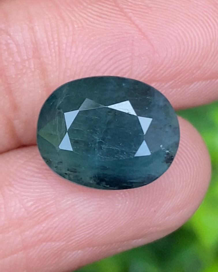 พลอย แกรนดิเดียร์ไรท์ Grandidierite 6.72 กะรัต (Cts.) พร้อมใบเซอร์ พลอยแท้ อัญมณีมงคลประจําวันเกิด เครื่องประดับพลอย