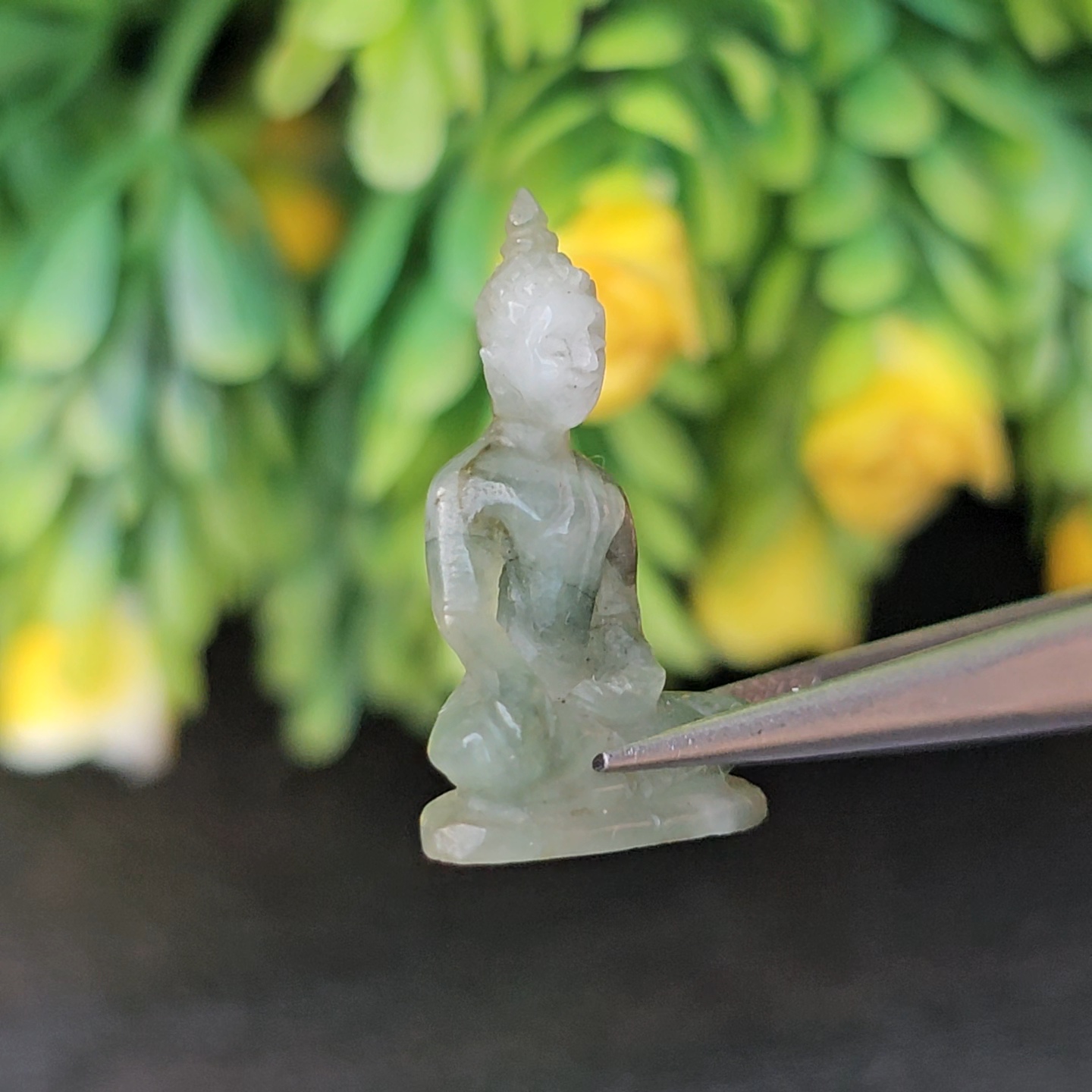 หยก แกะสลัก รูป พระ (Burmese jadeite) 9.86 กะรัต (cts.) หยก พม่า แท้