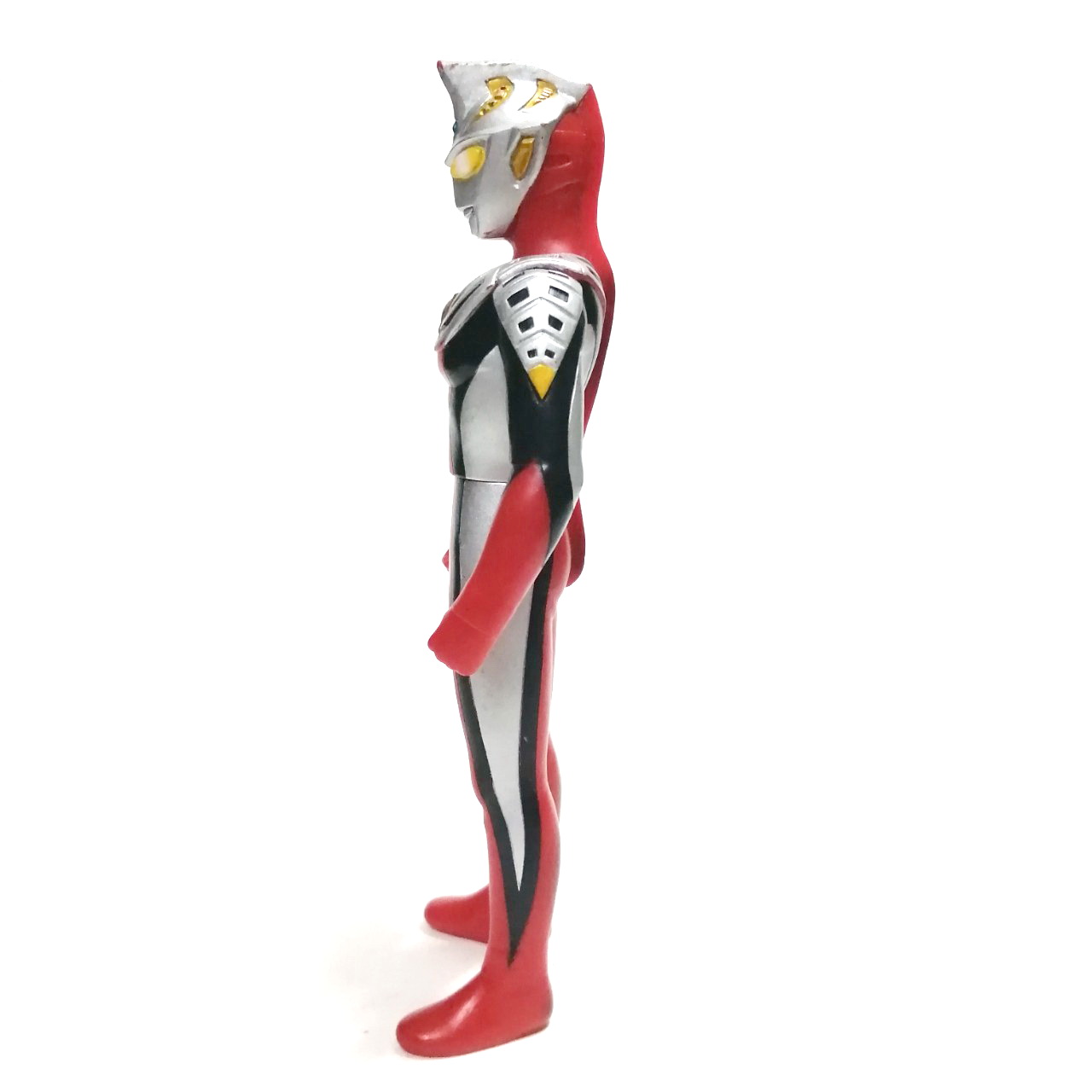 ซอฟ 6 - 6.5 นิ้ว อุลตร้าแมน จัสตีส สแตนดาด โหมด ขนาดตามรูป สภาพดี มีรอยบ้าง ไม่พบบ่อย