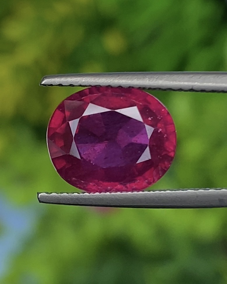 พลอย ทับทิม (Ruby Sapphire) 4.84 กะรัต (Cts.) พลอยแท้ อัญมณีมงคลประจําวันเกิด เครื่องประดับพลอย