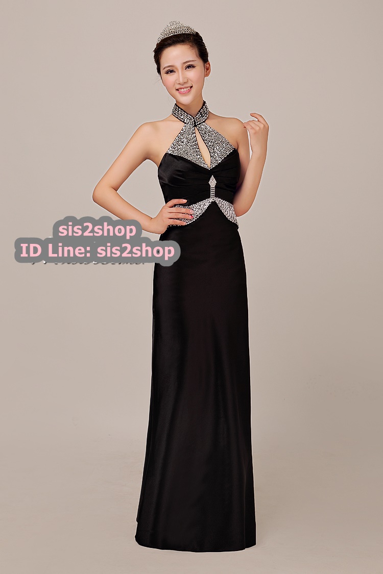 พร้อมส่ง ชุดราตรียาว คล้องคอ สีดำ ปักเลื่อมเน้นช่วงเอว และปกคอจีน