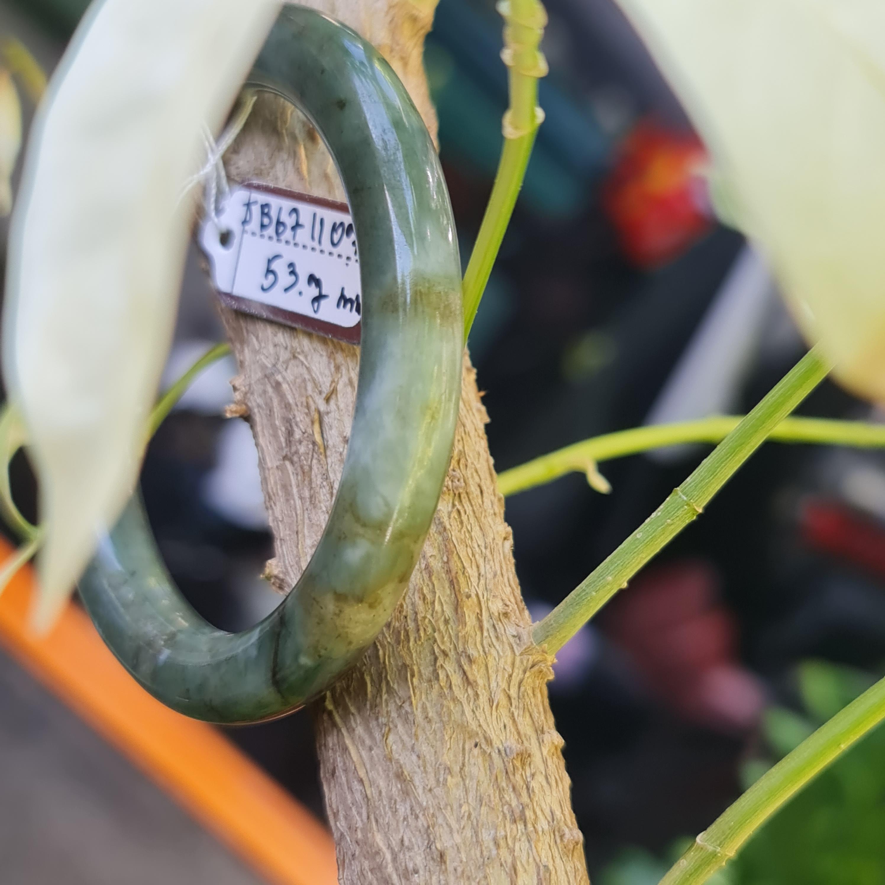 JB6711071 หยก พม่า แท้ Jade กำไลหยก 53.7 มม. (Jadeite bracelet) พม่า (Myanmar)