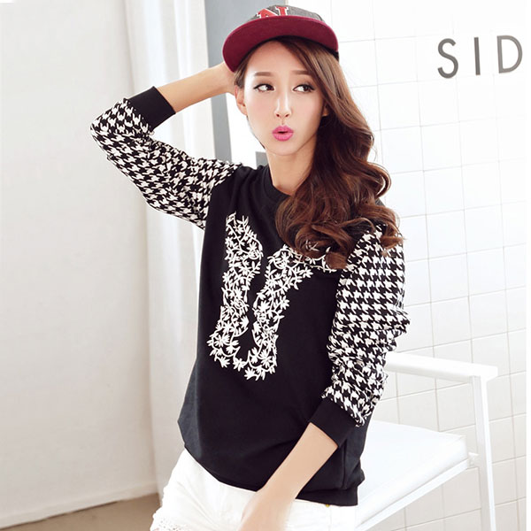 เสื้อสเวตเตอร์กันหนาว ปักลาย แขนยาวพิมพ์ลาย (12004H)