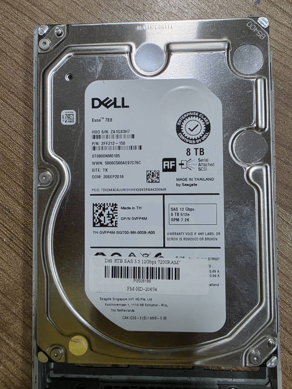 Harddisk SAS Dell EXos 7E8 8TB 2FF212-150