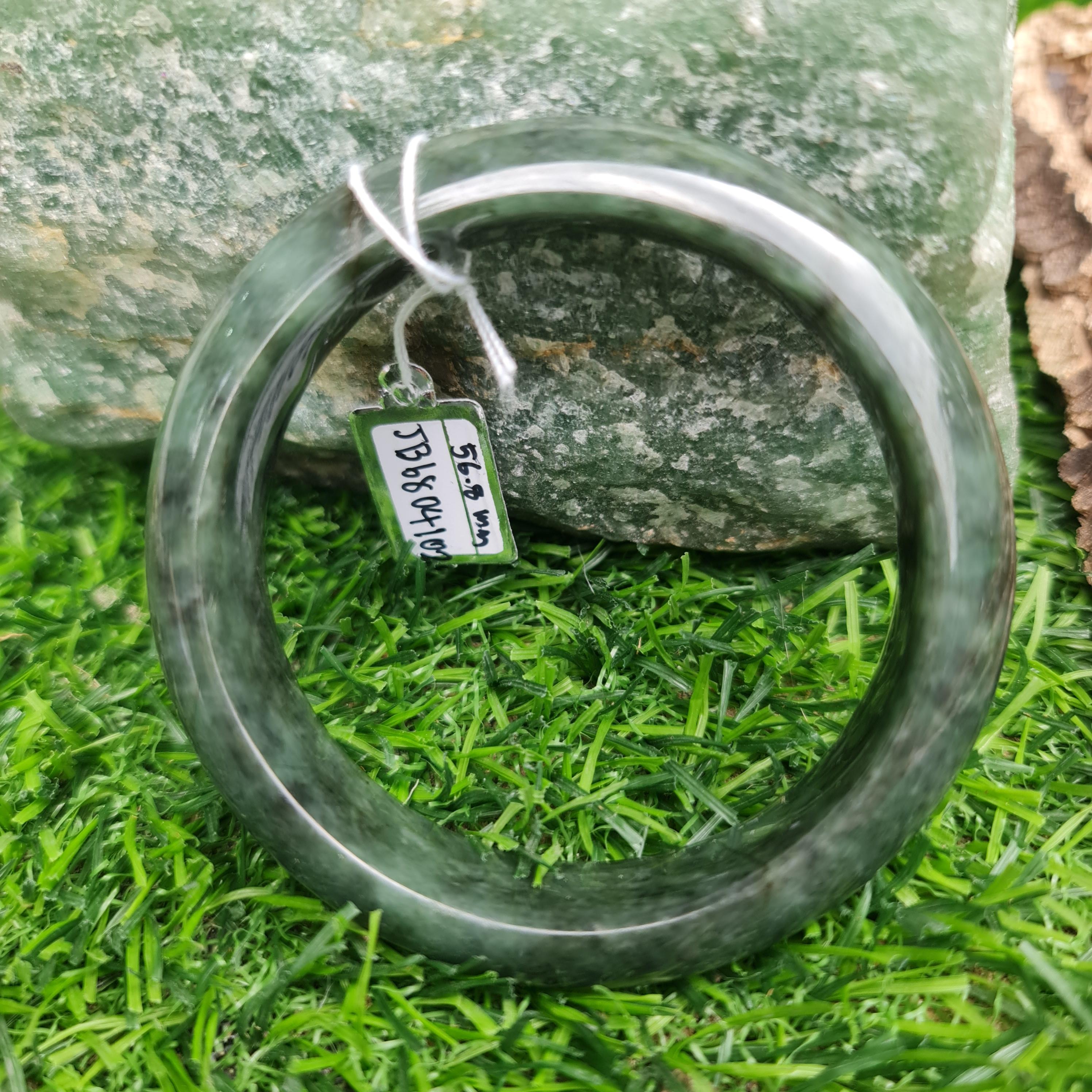 JB6804102 หยก พม่า แท้ Jade กำไลหยก 56.8 มม. (Jadeite bracelet) พม่า (Myanmar)