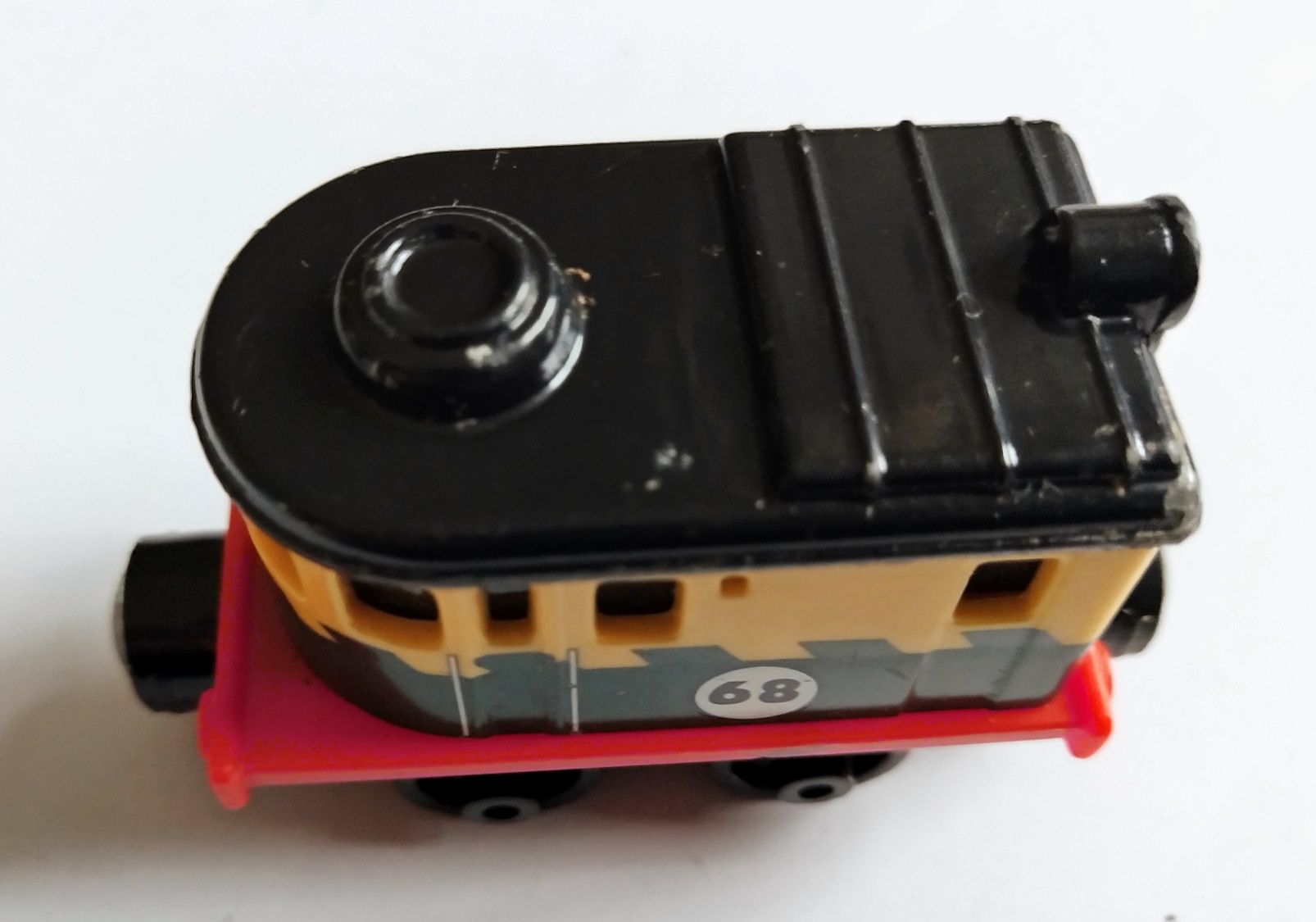 ของเล่น ของสะสม *** มีตำหนิตามภาพ รถไฟเหล็กโทมัส philip สภาพเก่าเก็บตามสภาพ