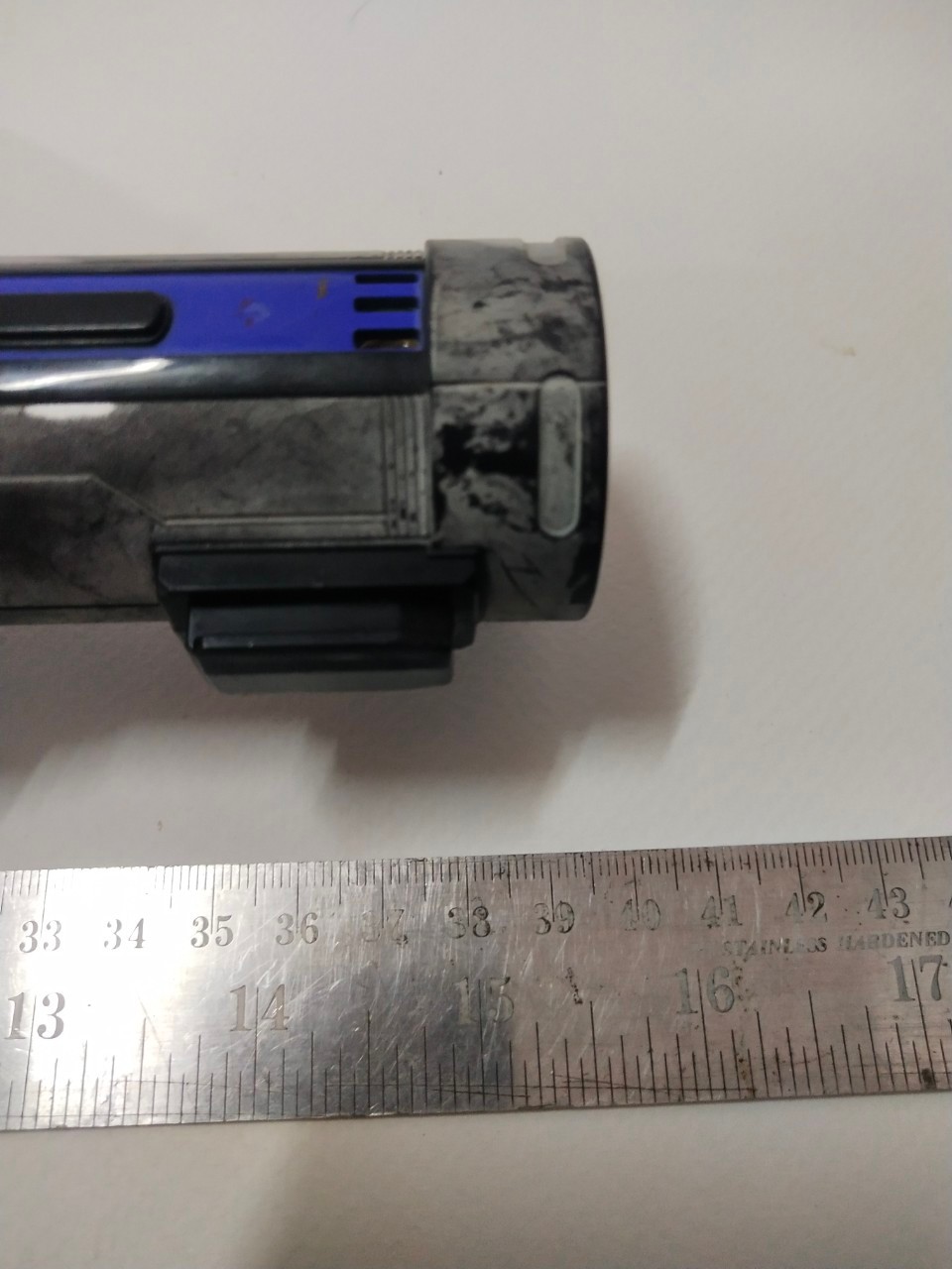 อาวุธ ของขบวนการ โกบัสเตอร์ ขนาดตามรูป เก่าเก็บ ไม่ได้ลองเครื่อง มือสองตามสภาพมีรอยบ้าง