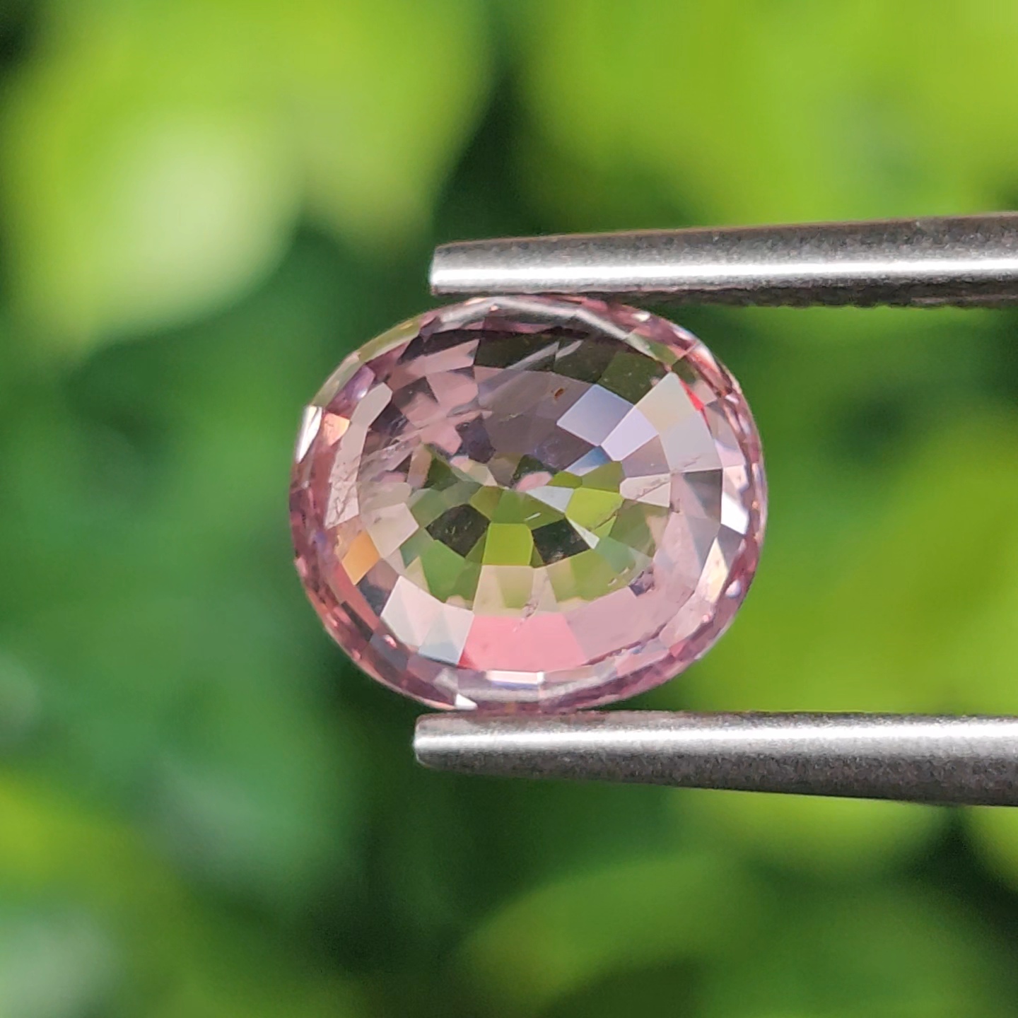 พลอย สปิเนล (Spinel) 3.10 กะรัต (Cts.) พลอยแท้ อัญมณีมงคลประจําวันเกิด เครื่องประดับพลอย