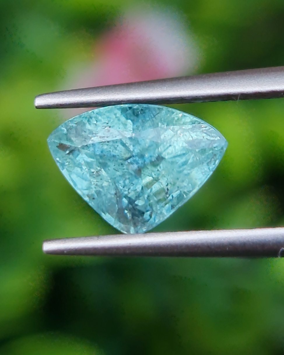 พลอย พาไรบ้า ทัวร์มาลีน Paraiba Tourmaline 2.17 กะรัต (Cts.) พร้อมใบเซอร์ พลอยแท้อัญมณีมงคล ประจําวันเกิด เครื่องประดับพลอย