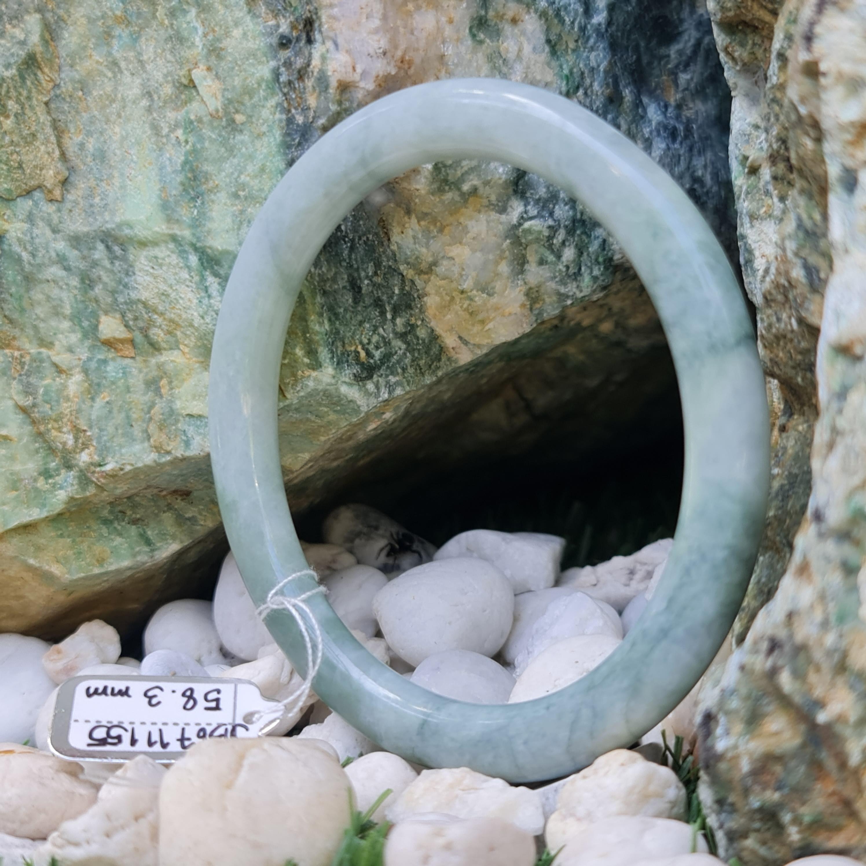 JB6711155 หยก พม่า แท้ Jade กำไลหยก 58.3 มม. (Jadeite bracelet) พม่า (Myanmar)