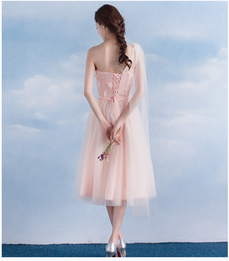 Pre-order ชุดราตรีสั้น ชุดเพื่อนเจ้าสาว ช่วงบนตกแต่งด้วยผ้าลูกไม้ คาดโบว์ที่เอว กระโปรงตาข่าย มีหลายแบบ สีชมพู (เชือกผูกหลัง)